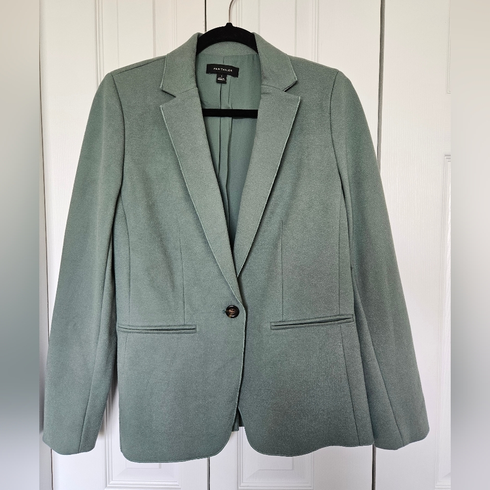 Ann Taylor Olive Green Blazer Size 2